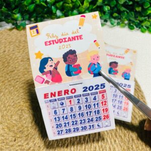 Calendario Imantado 7 × 7 cm